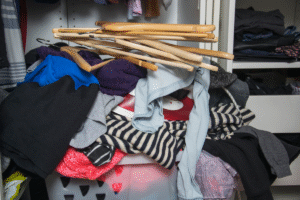 Custom-closet-cumming-lost-090425